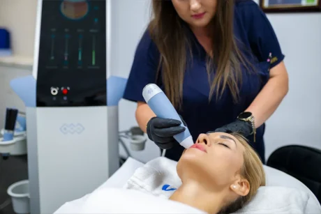 Радиочестотен микронидлинг за лице